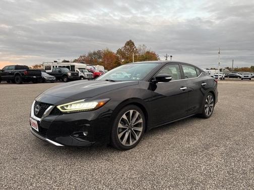 2023 Nissan Maxima Platinum