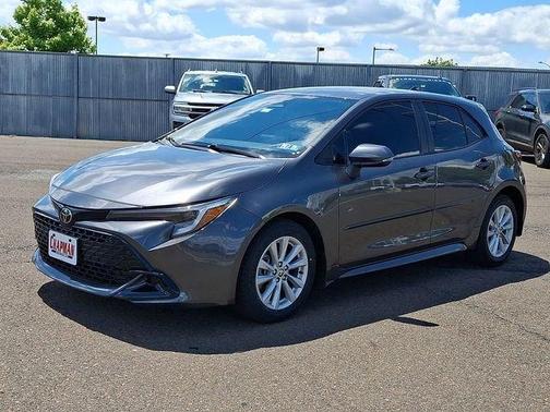 Magnetic Gray Metallic 2025 Toyota Corolla Hatchback SE