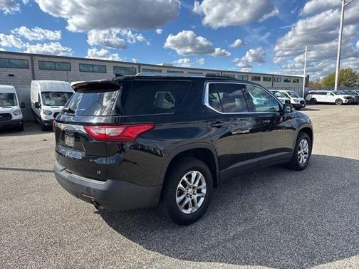 2018 Chevrolet Traverse LT Cloth