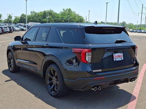 Black Metallic 2022 Ford Explorer ST