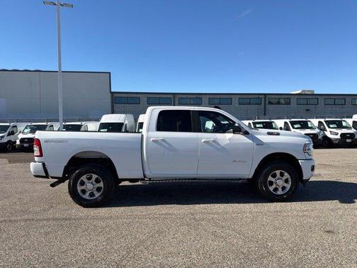 Bright White Clearcoat 2019 RAM 2500 Big Horn