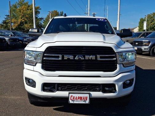 Bright White Clearcoat 2019 RAM 2500 Big Horn