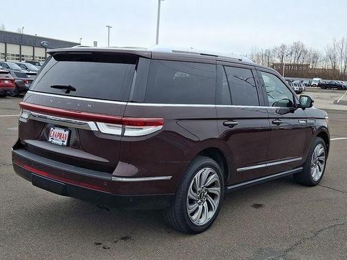 2023 Lincoln Navigator Reserve