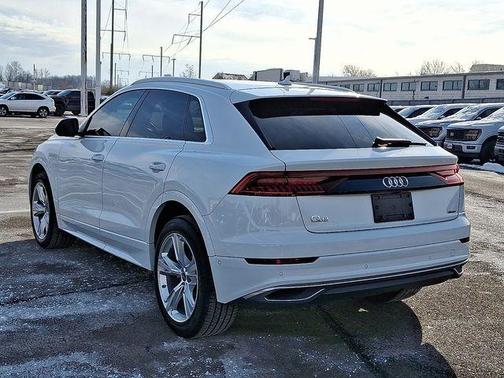 2023 Audi Q8 55 Premium Plus