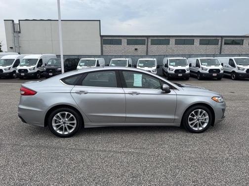 2020 Ford Fusion Hybrid SE
