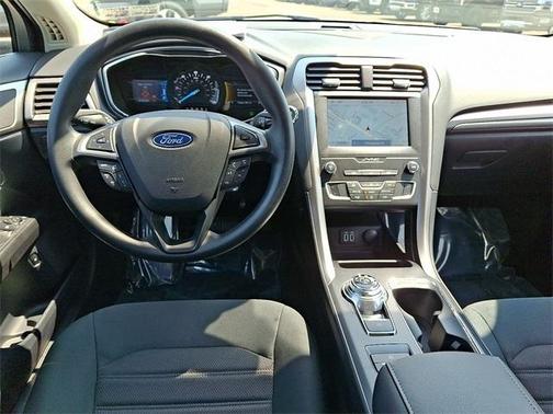 2020 Ford Fusion Hybrid SE
