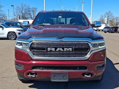 Delmonico Red Pearlcoat 2022 RAM 1500 Limited