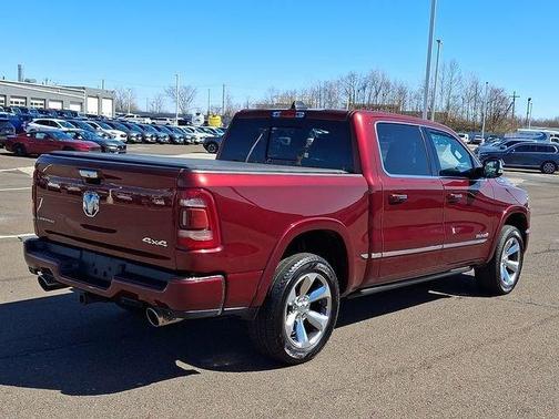 Delmonico Red Pearlcoat 2022 RAM 1500 Limited