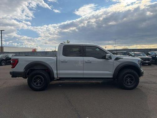 Avalanche 2023 Ford F-150 Raptor