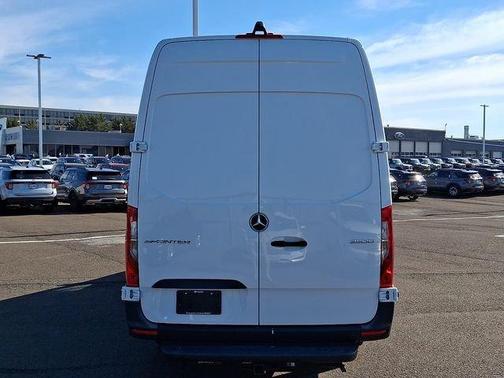2024 Mercedes-Benz Sprinter 2500 170 WB
