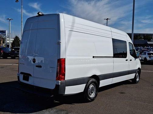 2024 Mercedes-Benz Sprinter 2500 170 WB