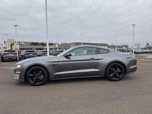 2022 Ford Mustang GT