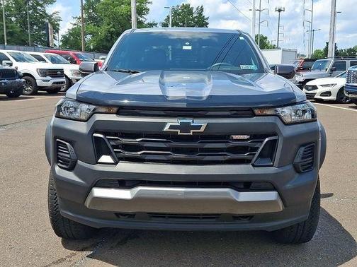 Sterling Gray Metallic 2025 Chevrolet Colorado Trail Boss
