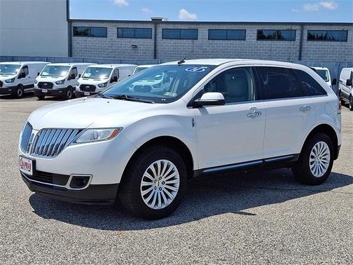 2014 Lincoln MKX Base