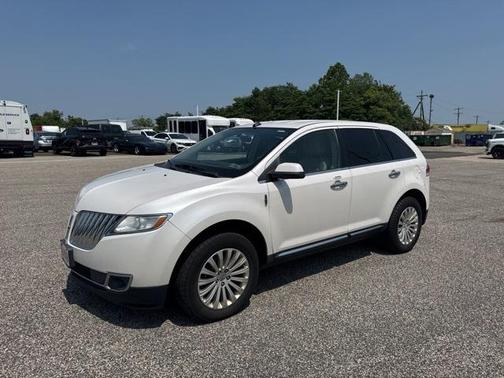 2014 Lincoln MKX Base