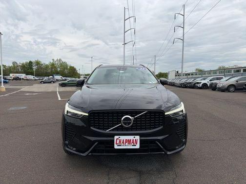 Onyx Black Metallic 2023 Volvo XC60 B6 Ultimate Dark Theme
