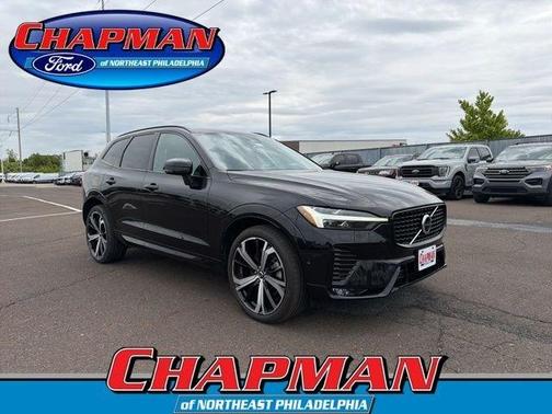 Onyx Black Metallic 2023 Volvo XC60 B6 Ultimate Dark Theme