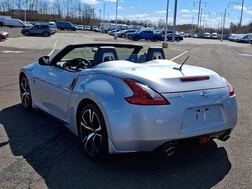 2018 Nissan 370Z Touring Sport