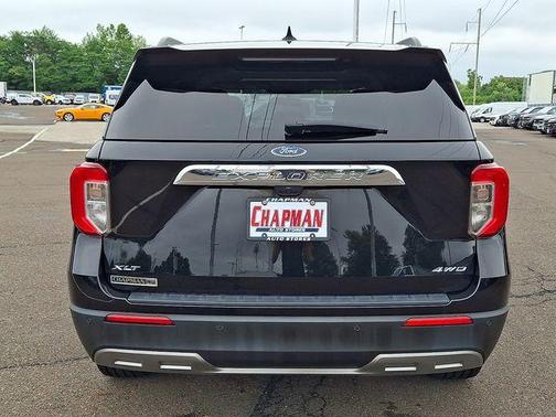 Black Metallic 2023 Ford Explorer XLT