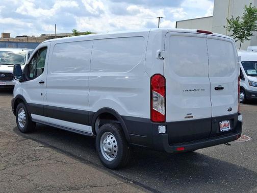 2025 Ford Transit-150 LOW ROOF