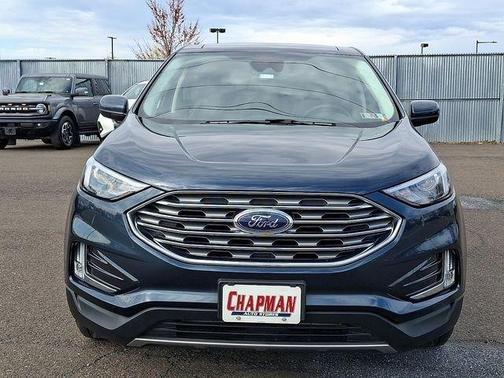 Blue Metallic 2022 Ford Edge SEL