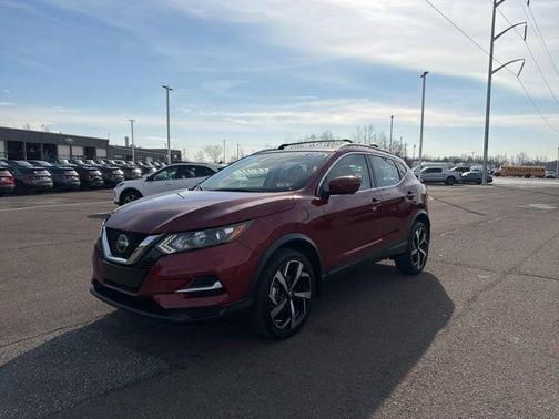 2022 Nissan Rogue Sport SL