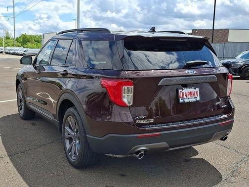 Jewel Red Metallic 2023 Ford Explorer XLT