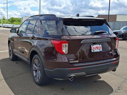 Jewel Red Metallic 2023 Ford Explorer XLT