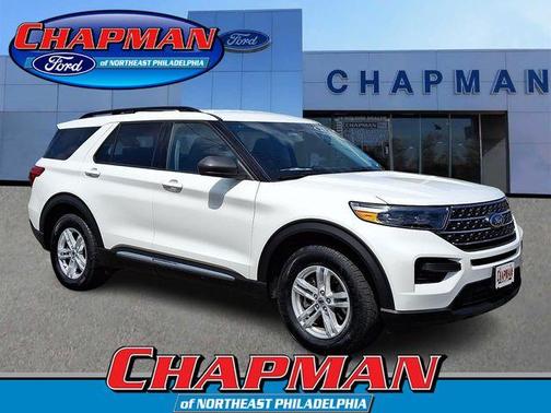 White Metallic 2023 Ford Explorer XLT