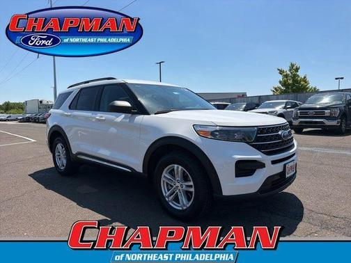 White Metallic 2023 Ford Explorer XLT