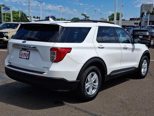 White Metallic 2023 Ford Explorer XLT