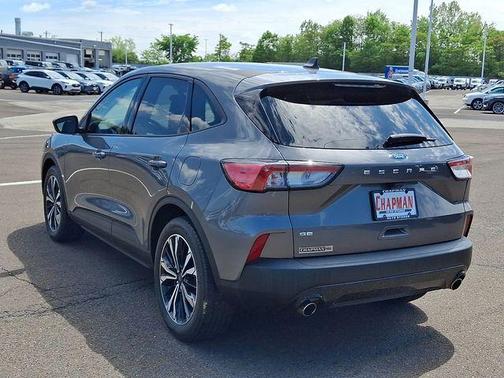 Gray Metallic 2022 Ford Escape SE