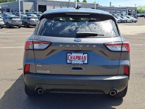 Gray Metallic 2022 Ford Escape SE