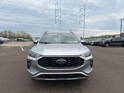 Silver Metallic 2023 Ford Escape ST-Line Select
