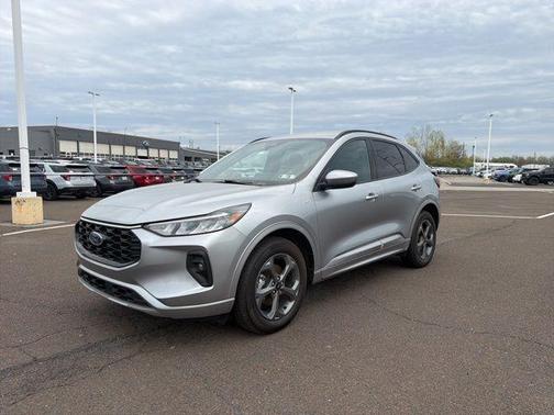 Silver Metallic 2023 Ford Escape ST-Line Select