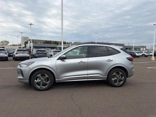 Silver Metallic 2023 Ford Escape ST-Line Select