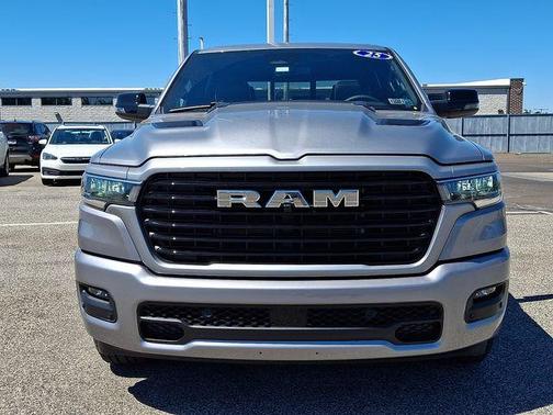 Billet Silver Metallic Clearcoat 2025 RAM 1500 Laramie