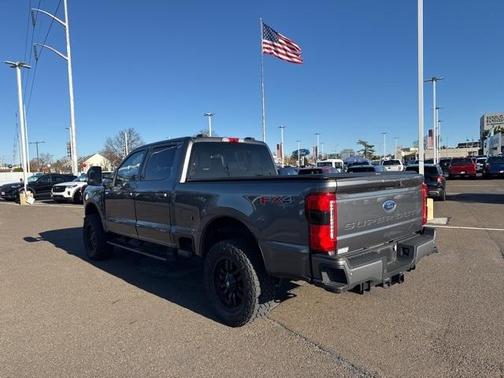 2023 Ford F-250 XLT