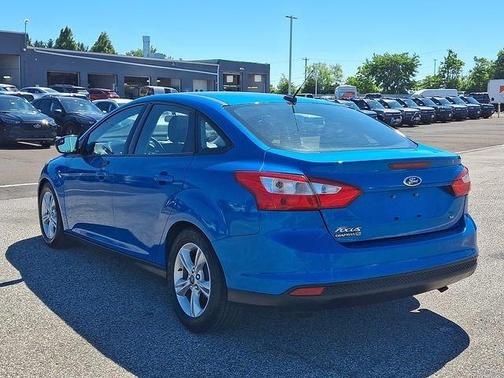 Blue Candy 2014 Ford Focus SE