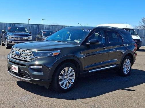 Forged Green Metallic 2023 Ford Explorer Limited