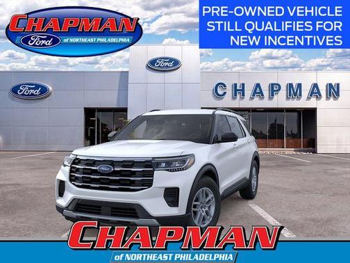 Space White Metallic 2026 Ford Explorer Active