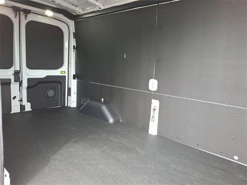 2025 Ford Transit-250 148 WB Medium Roof Cargo