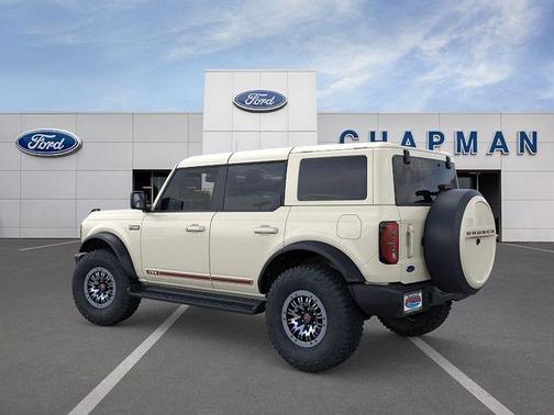 Wimbledon White 2026 Ford Bronco Outer Banks