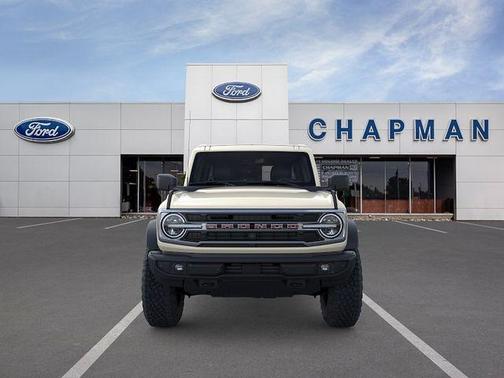 Wimbledon White 2026 Ford Bronco Outer Banks