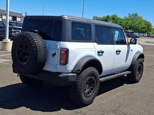 Oxford White 2024 Ford Bronco Wildtrak