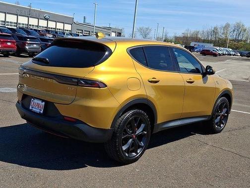 Gold 2023 Dodge Hornet GT Plus