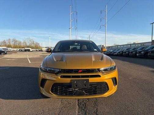 Gold 2023 Dodge Hornet GT Plus