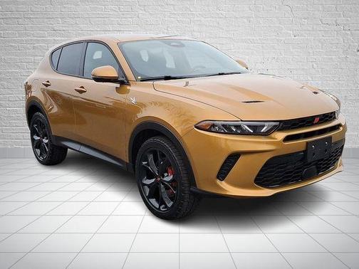 Gold 2023 Dodge Hornet GT Plus