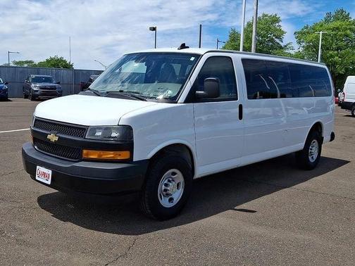 Summit White 2024 Chevrolet Express 3500 LS