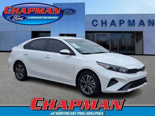 Snow White Pearl 2024 Kia Forte LXS